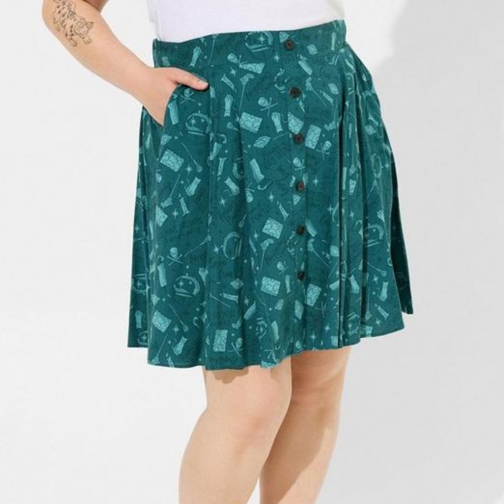 TORRID SKIRT Disney Hocus Pocus Mini Challis Elastic Teal Pockets NWT 0 L 12 - Picture 3 of 5